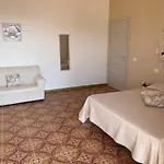 Filippo E Andrea تروبيا
