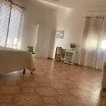 Filippo E Andrea * تروبيا