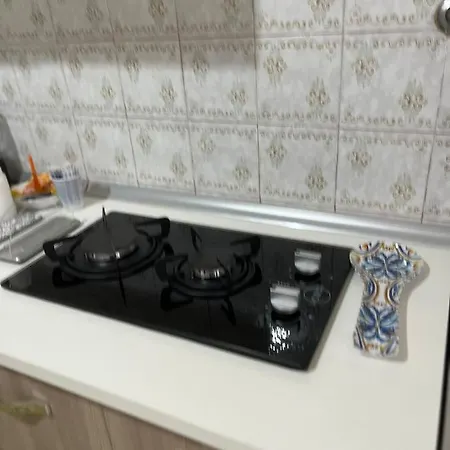 Filippo E Andrea تروبيا